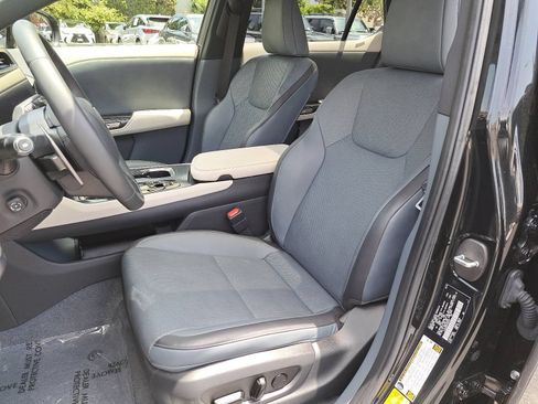 Used 2023 Lexus RZ 450e Premium w/ Technology Package AWD/4WD image 15