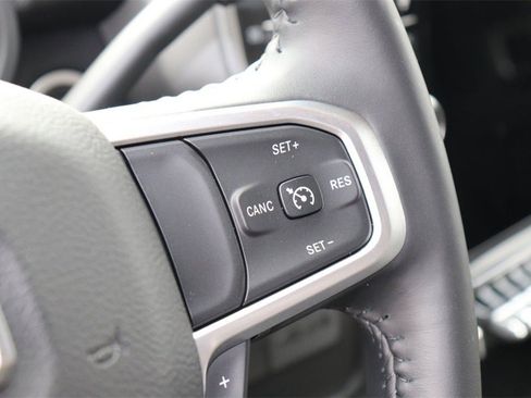 New 2024 RAM 2500 Big Horn w/ Towing Technology Group image 18