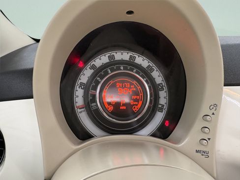 Used 2013 FIAT 500 Lounge w/ Luxury Leather Pkg FWD image 29