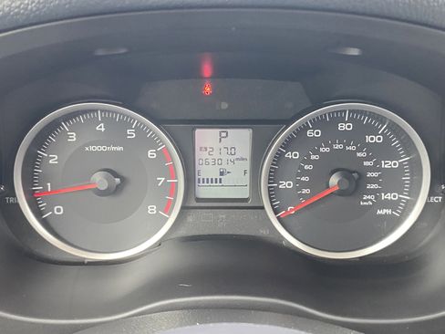 Used 2017 Subaru Forester 2.5i Premium w/ All-Weather Package image 12