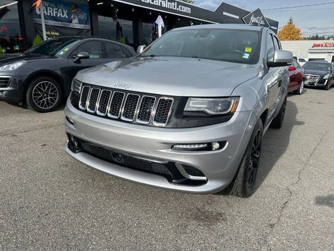 Used 2015 Jeep Grand Cherokee SRT w/ Luxury Group II image 10