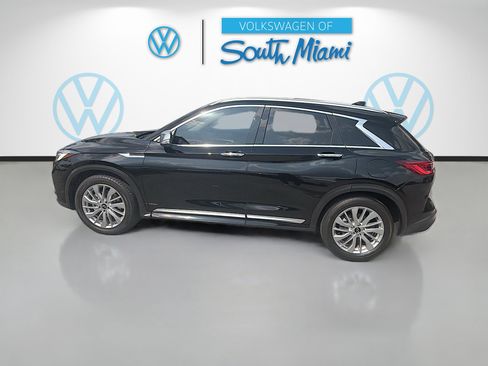 Used 2024 INFINITI QX50 Luxe w/ Accent Package FWD image 4