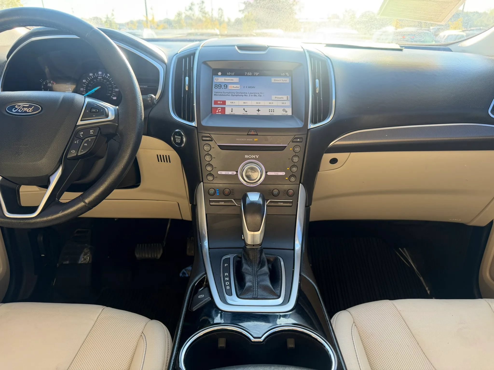 Used 2018 Ford Edge Titanium w/ Equipment Group 301A FWD image 26