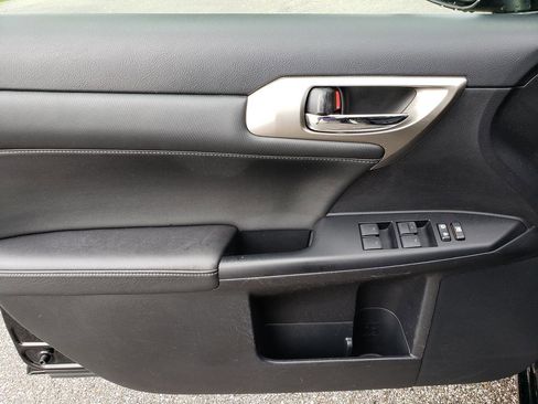 Used 2014 Lexus CT 200h w/ F Sport w/Nuluxe Interior image 10