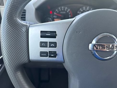 Used 2016 Nissan Frontier SV AWD/4WD image 29