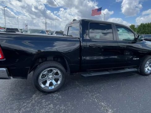 Used 2021 RAM 1500 Big Horn AWD/4WD image 2