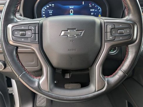 Used 2024 Chevrolet Suburban RST RWD image 5