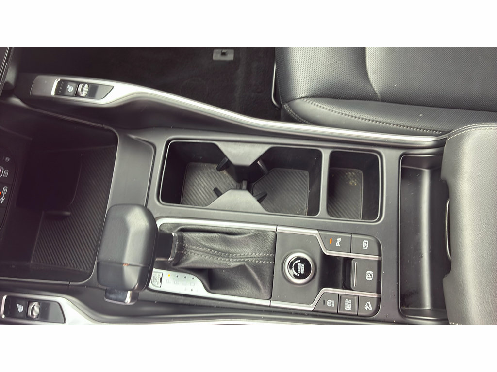 Used 2025 Kia Sorento S FWD image 18