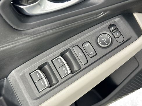 Used 2023 Honda Accord EX image 16