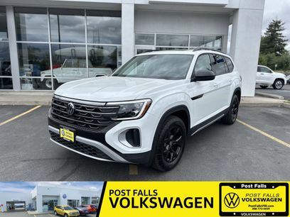 New 2025 Volkswagen Atlas Peak Edition SE
