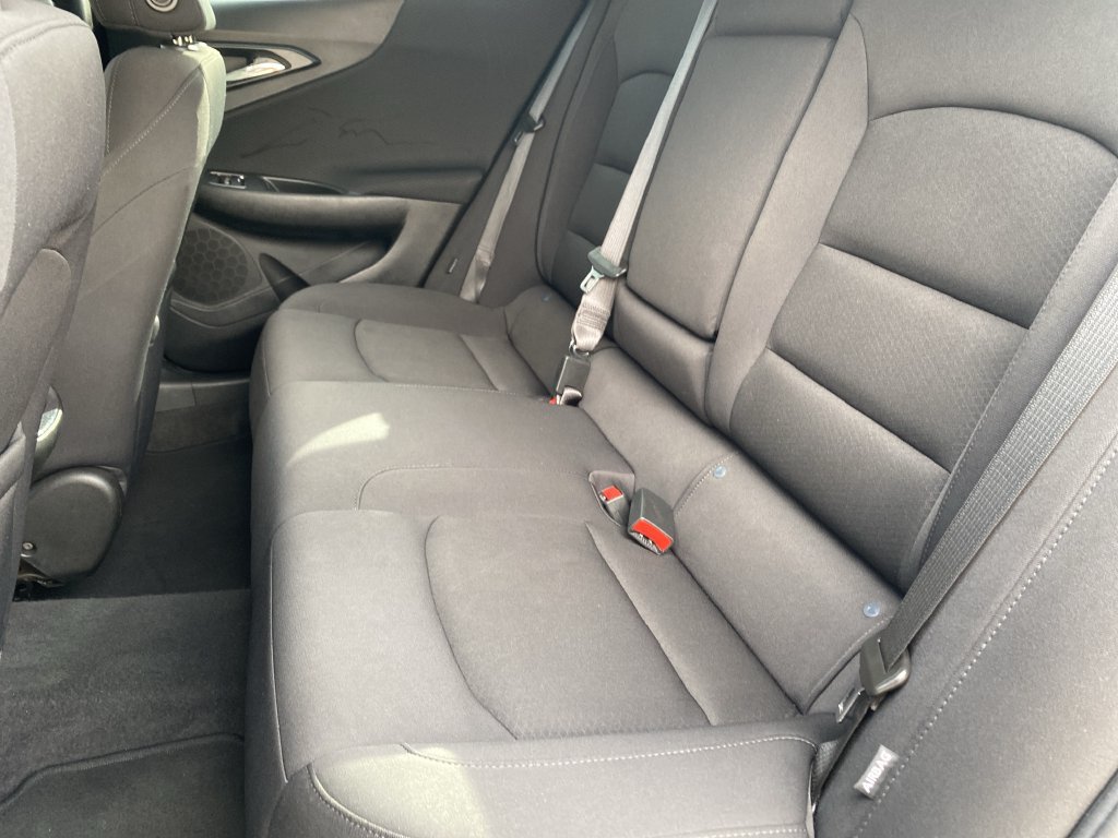 Used 2022 Chevrolet Malibu LT FWD image 27