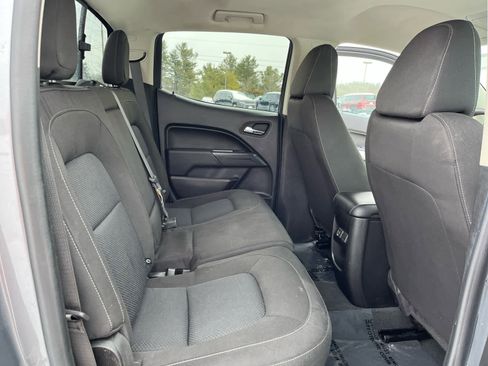 Used 2022 Chevrolet Colorado LT w/ LT Convenience Package image 29