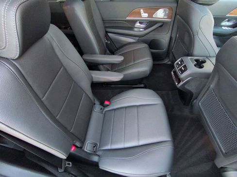 Used 2025 Mercedes-Benz GLS 450 GLS 450 image 22