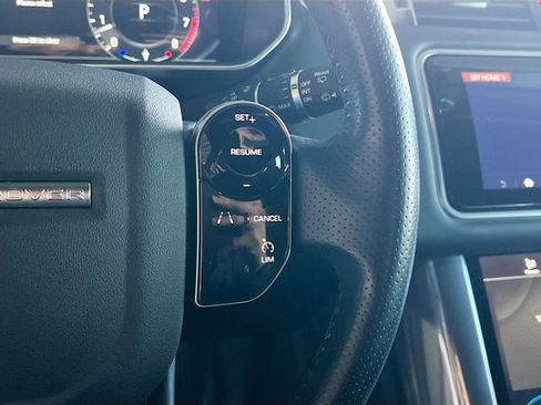 Used 2022 Land Rover Range Rover Sport SE image 17