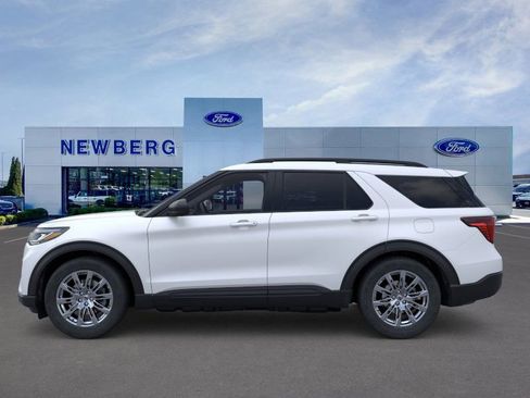 New 2026 Ford Explorer Active image 5