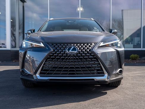 New 2026 Lexus UX 300h AWD image 2