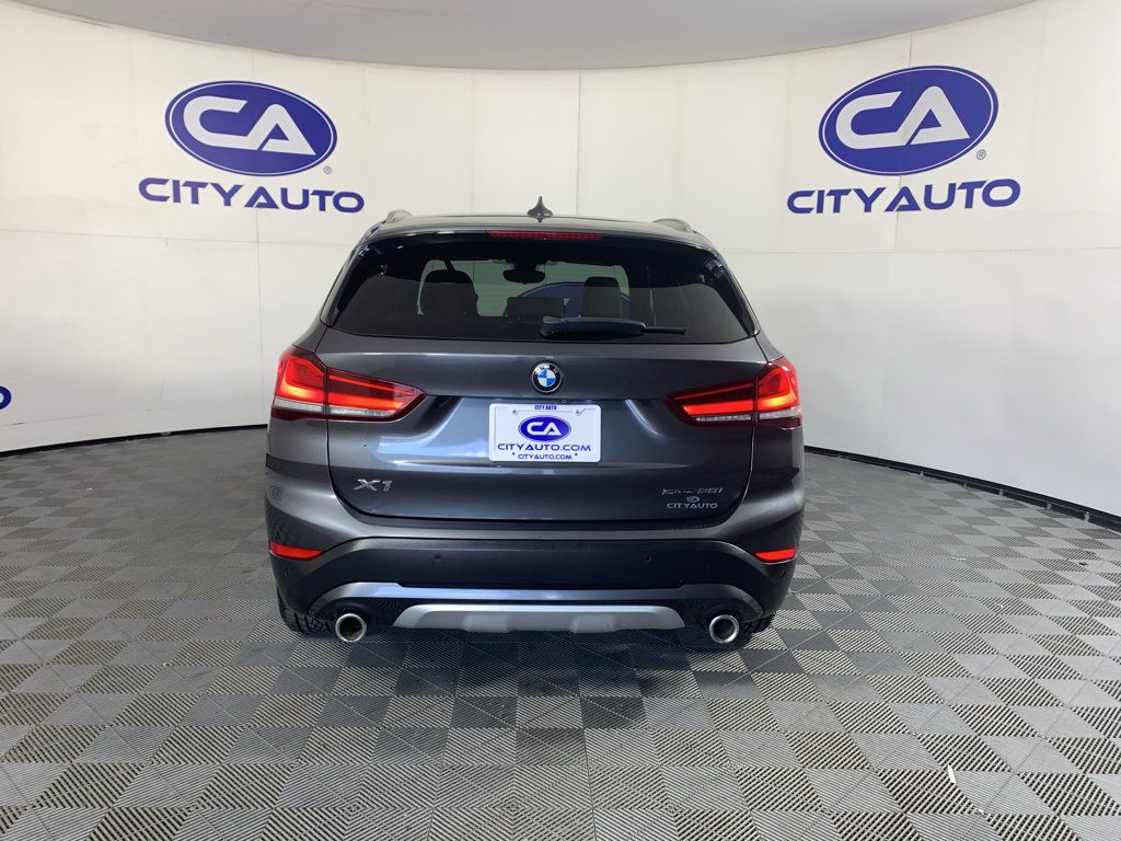 Used 2021 BMW X1 sDrive28i w/ Convenience Package FWD image 4