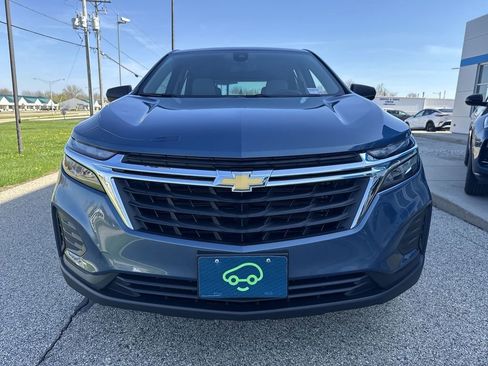 Certified 2024 Chevrolet Equinox LS w/ Driver Confidence II Package AWD/4WD image 2