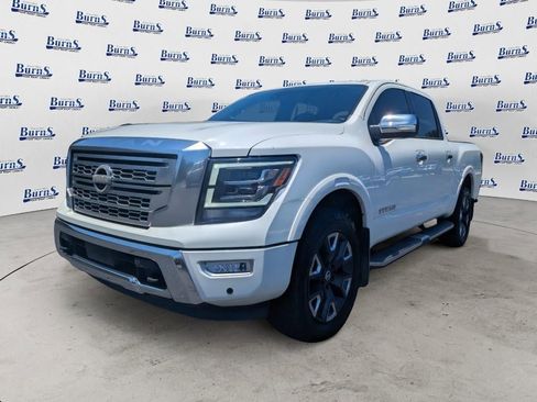 Used 2021 Nissan Titan Platinum Reserve w/ Moonroof Package AWD/4WD image 7