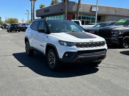 New 2026 Jeep Compass Trailhawk AWD/4WD image 9