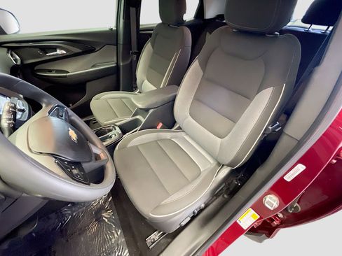 Used 2023 Chevrolet TrailBlazer LT image 14