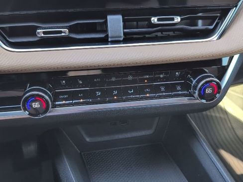 New 2026 Chevrolet Equinox ACTIV w/ Convenience Package III image 25