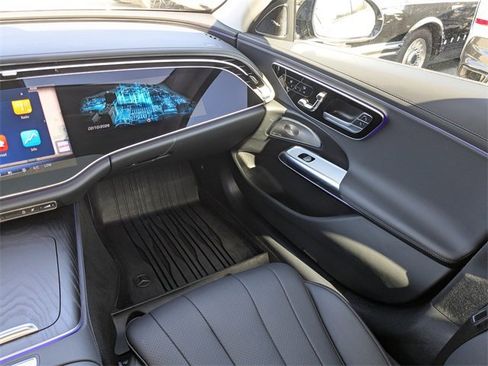 Used 2025 Mercedes-Benz E 450 4MATIC All-Terrain Wagon image 17