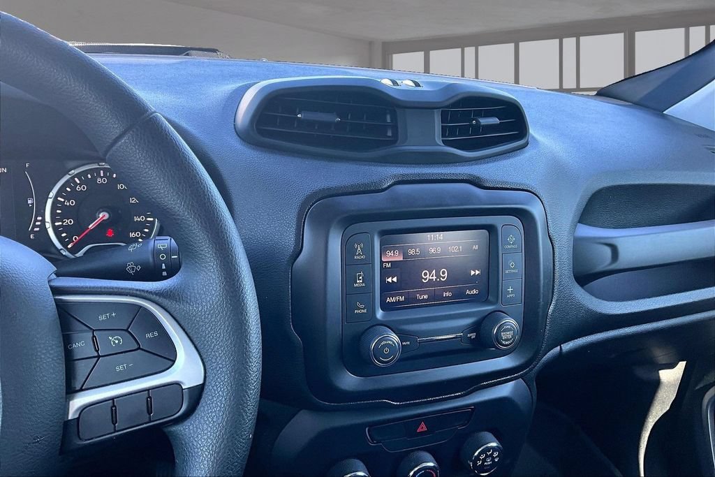 Used 2020 Jeep Renegade Sport w/ Sport Appearance Group AWD/4WD image 6