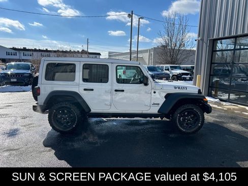 Used 2023 Jeep Wrangler Unlimited w/ Sun & Screen Package AWD/4WD image 2