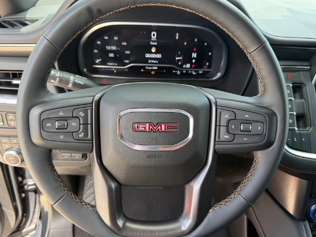 Used 2023 GMC Yukon AT4 w/ AT4 Premium Plus Package AWD/4WD image 15