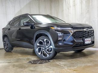 New 2026 Chevrolet Trax RS w/ Driver Confidence Package video 2