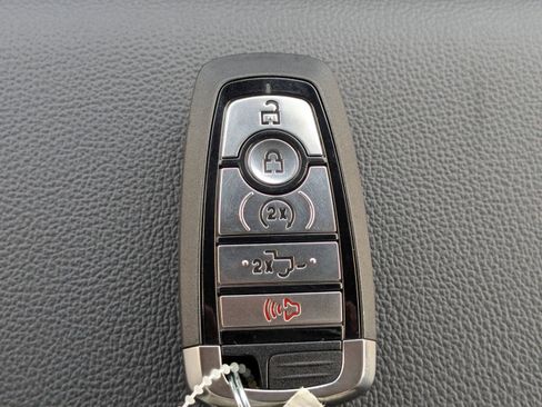 New 2025 Ford F150 Lariat w/ Equipment Group 501A Mid image 32