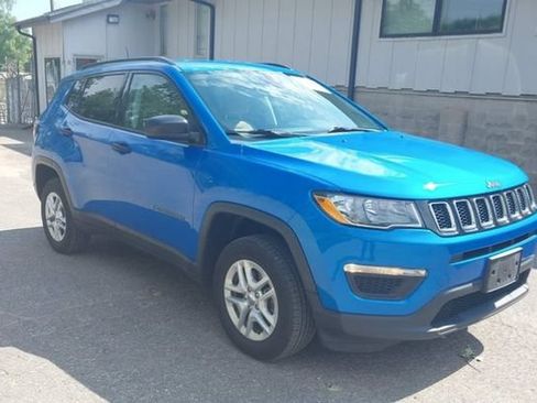 Used 2018 Jeep Compass Sport AWD/4WD image 2