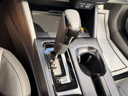 New 2026 Subaru Outback Limited AWD/4WD image 24