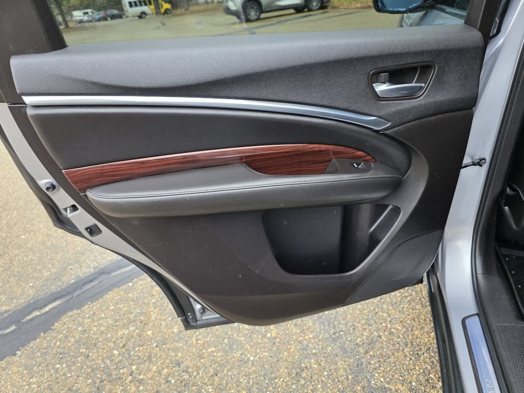Used 2016 Acura MDX SH-AWD image 16