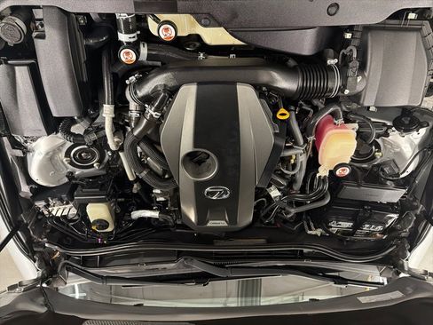 Used 2017 Lexus IS 200t image 27