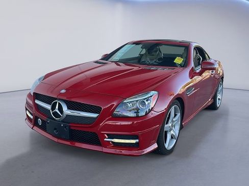 Used 2016 Mercedes-Benz SLK 300 image 1