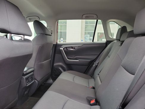 Used 2025 Toyota RAV4 XLE image 11