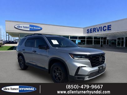 Used 2025 Honda Pilot TrailSport