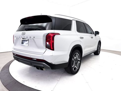 Used 2024 Hyundai Palisade Limited FWD image 21