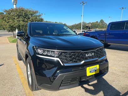 Used 2022 Kia Sorento LX