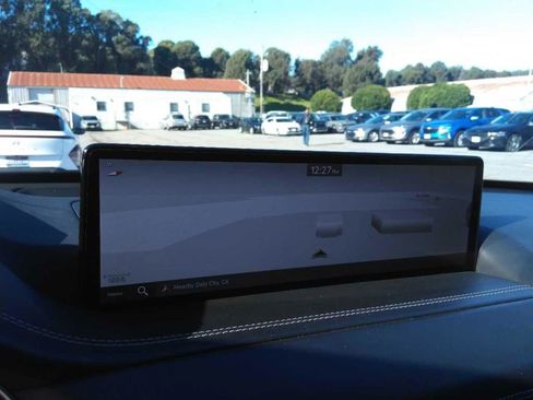 Used 2024 Genesis GV80 2.5T image 2