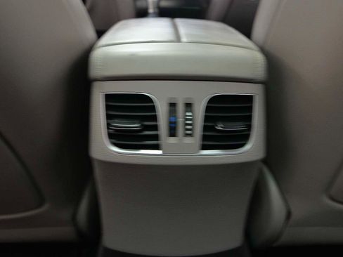 Used 2015 Hyundai Genesis 3.8 w/ Option Group 04 RWD image 10