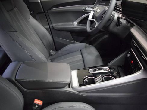 New 2025 Audi Q5 Premium Plus image 7