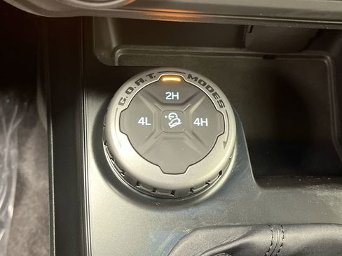 New 2025 Ford Bronco 4-Door image 14