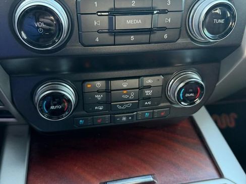 Used 2020 Ford F150 King Ranch w/ Equipment Group 601A Luxury AWD/4WD image 20