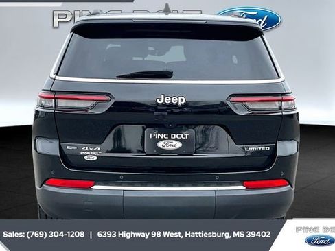 Used 2021 Jeep Grand Cherokee L Limited image 3