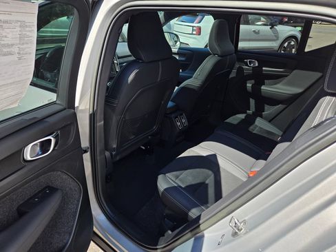 Certified 2023 Volvo XC40 Recharge Ultimate AWD/4WD image 14