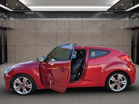 Used 2016 Hyundai Veloster w/ Option Group 03 FWD image 40