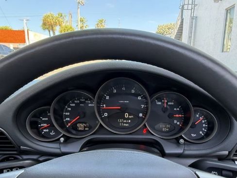 Used 2005 Porsche 911 Carrera RWD image 15